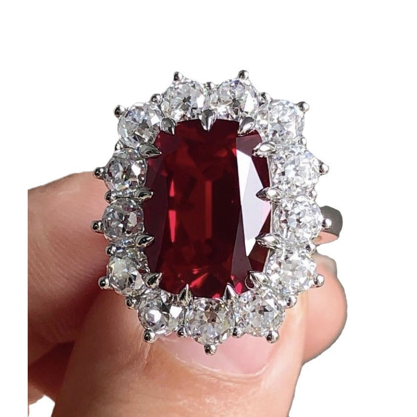 Women's Charming Ruby Classic Inlaid Zircon Rings