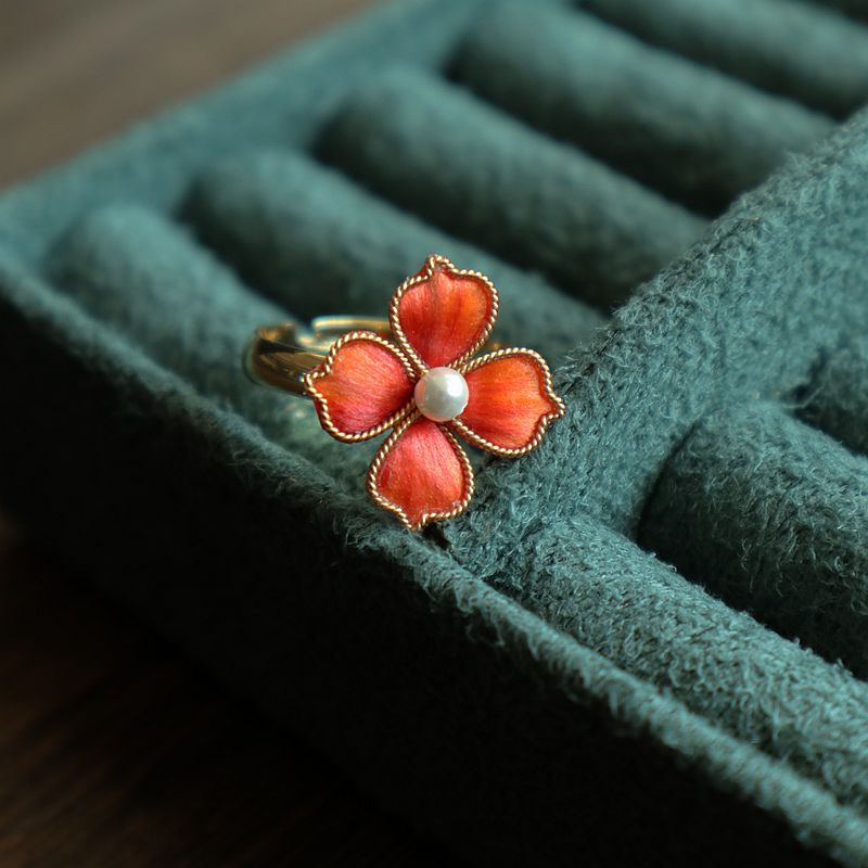 Clover Small Flower Exquisite Adjustable Mouth Girlfriends Ring