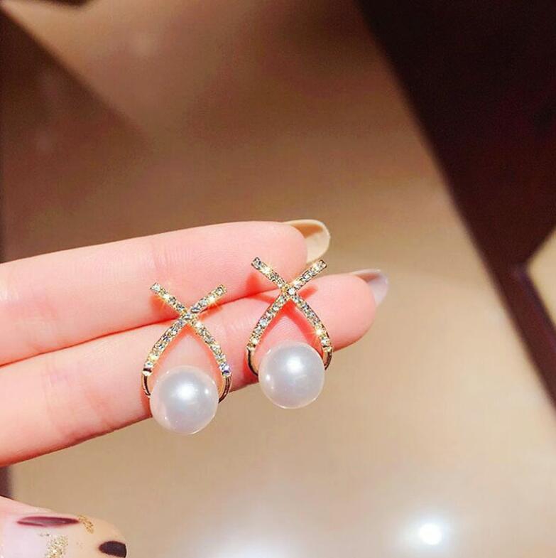 Women's Exaggerated High Sense Special Interest Light Luxury Earrings