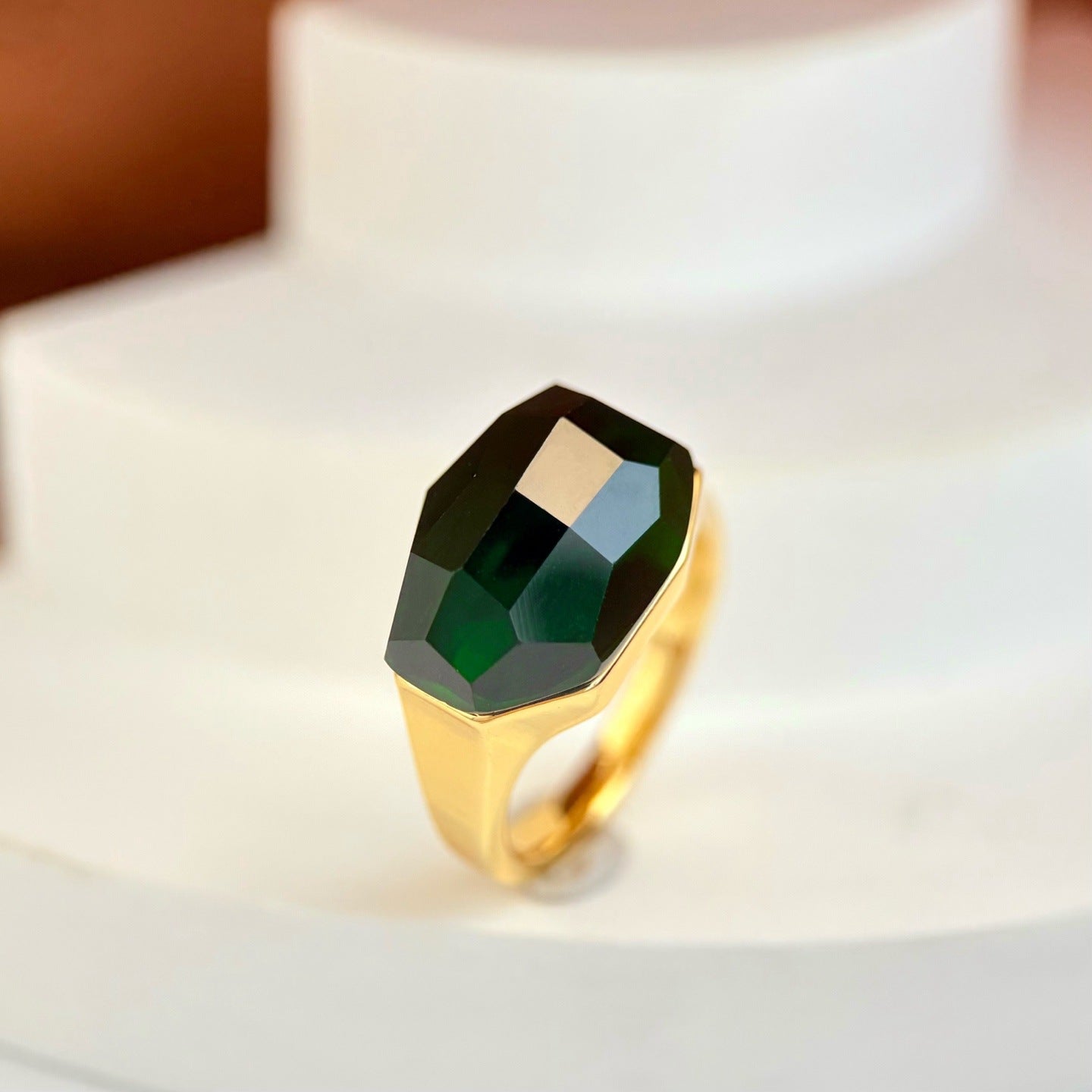 Geometric Cut Crystal Design Full Of Fire Color Craft Stable Ring