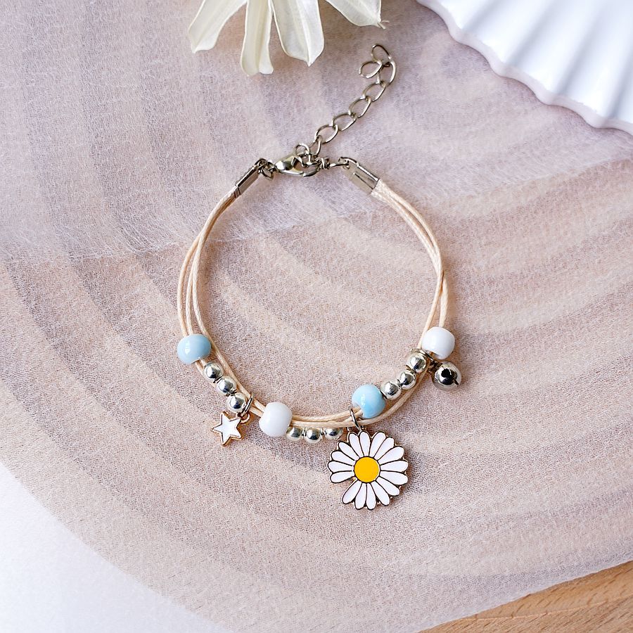 Women's Little Daisy Cute Girly Style Simple Bracelets