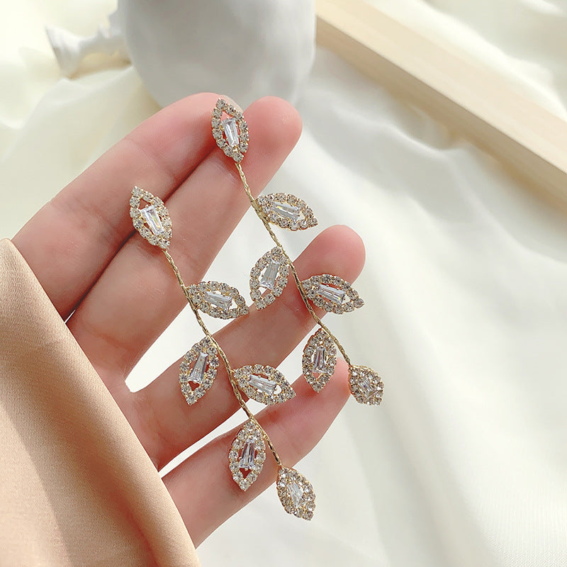 Rhinestone Zircon Leaf Tassel Long Gold Plated Earrings