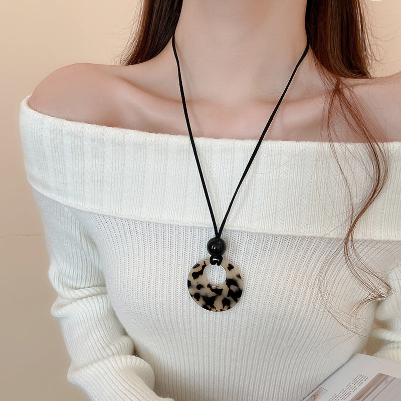 Design Simple Circle Geometric Personalized Ethnic Style Clavicle Necklaces