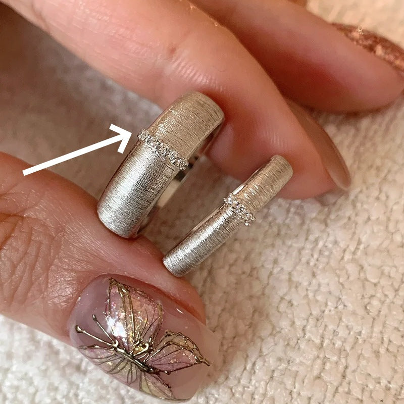 Opening Simple Twin Niche High-grade Light Rings