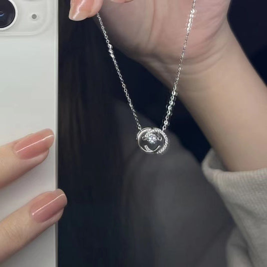 Women's Beating Heart Light Luxury Minority Smart Necklaces