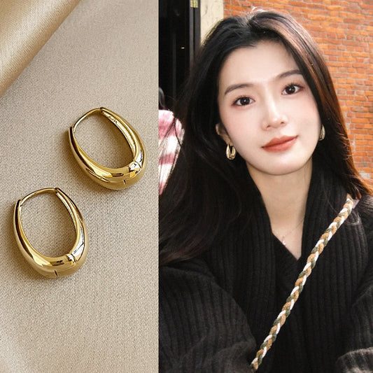 Women's Vintage Metal Niche Design High Class Elegant Rings