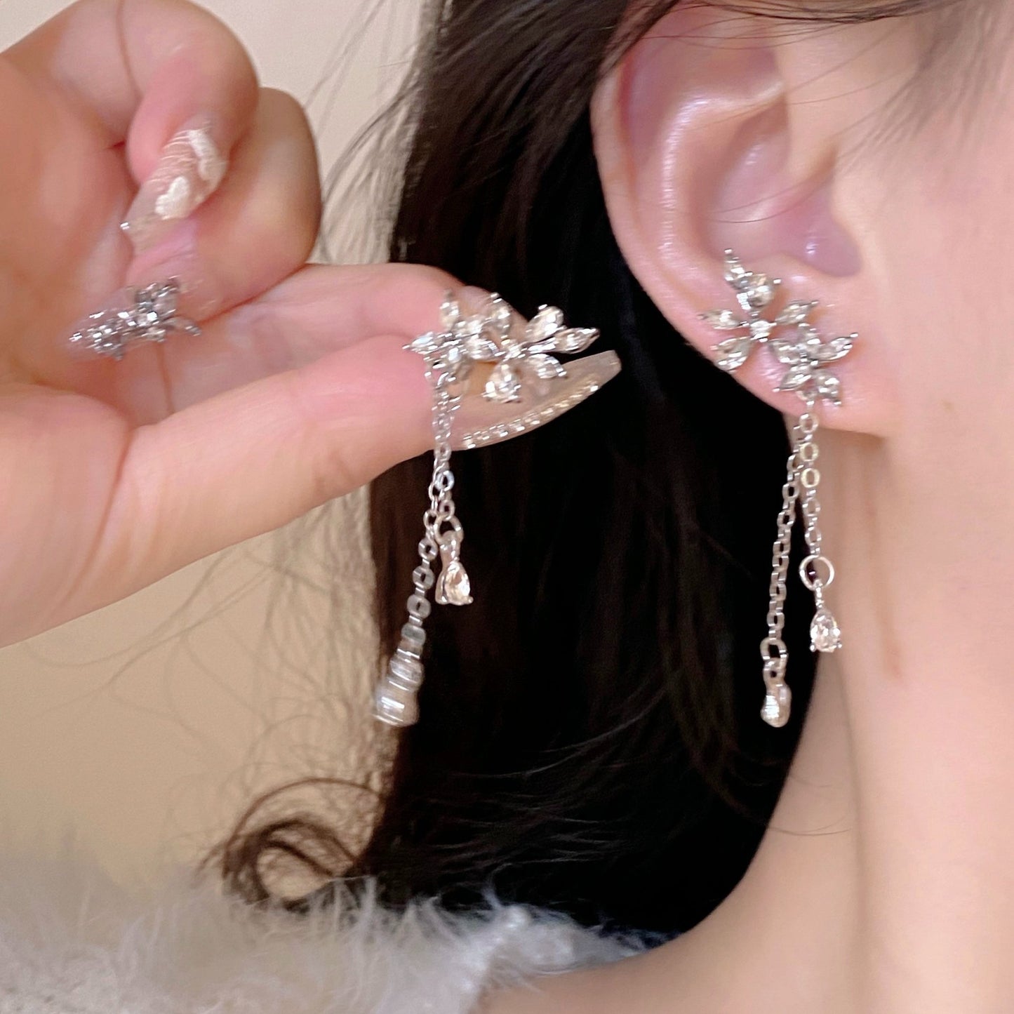 Women's Diamond Butterfly Tassel Romantic Design Style Earrings