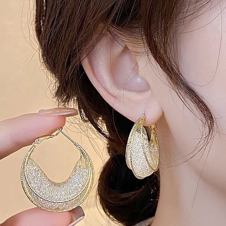 Metal Hollow Mesh Crystal Hoop High-grade Fashionable Earrings