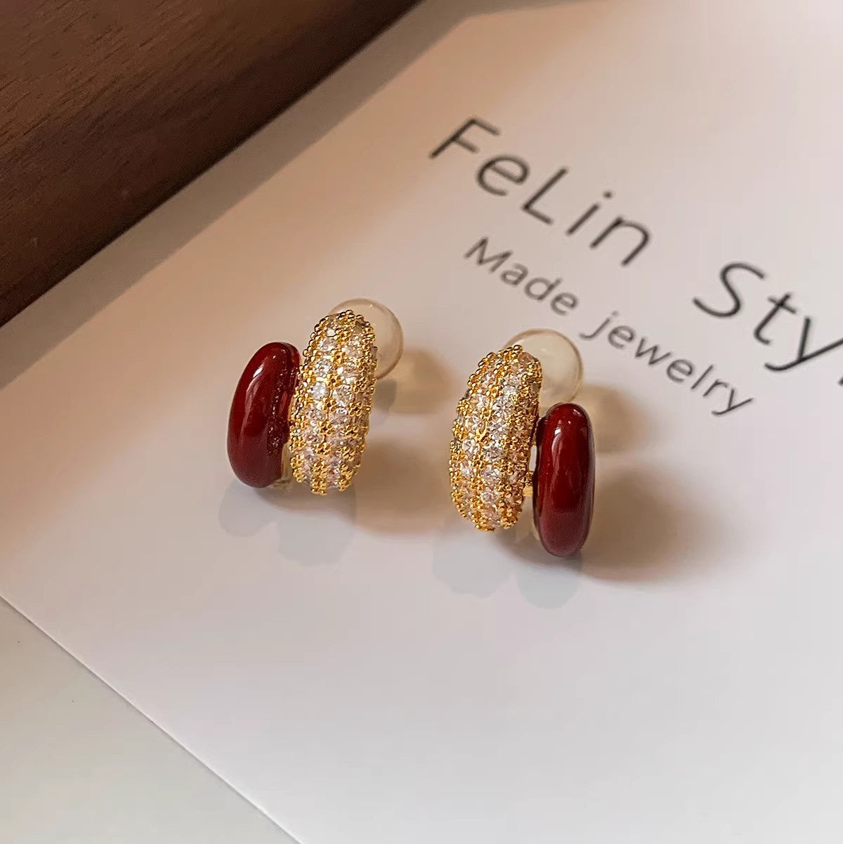 Women's Sier Needle Light Luxury Minority Pearl For Graceful Stud Earrings