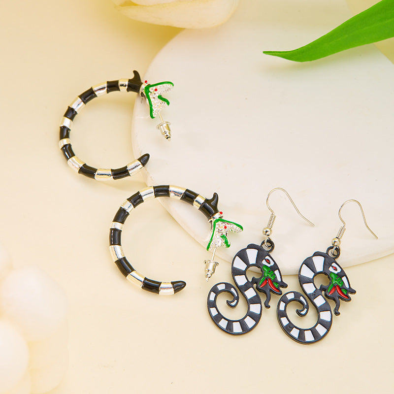 Trendy Exaggerated Gothic Style Black White Rings