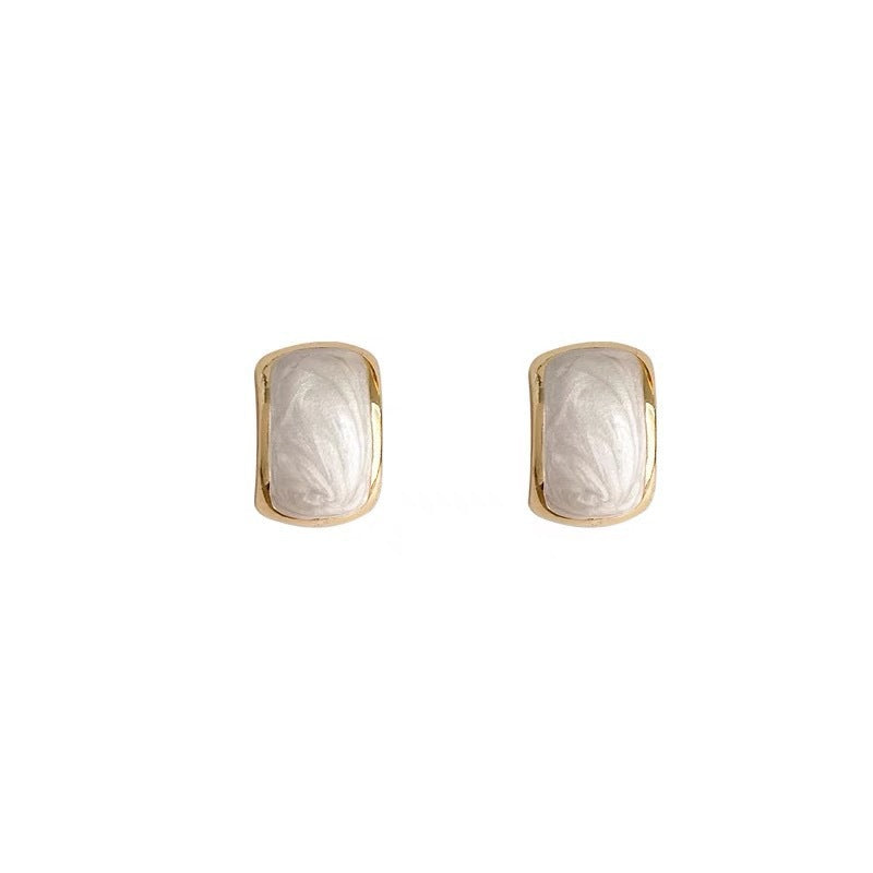 Personality Baroque Pearl Ear High Sense Light Rings