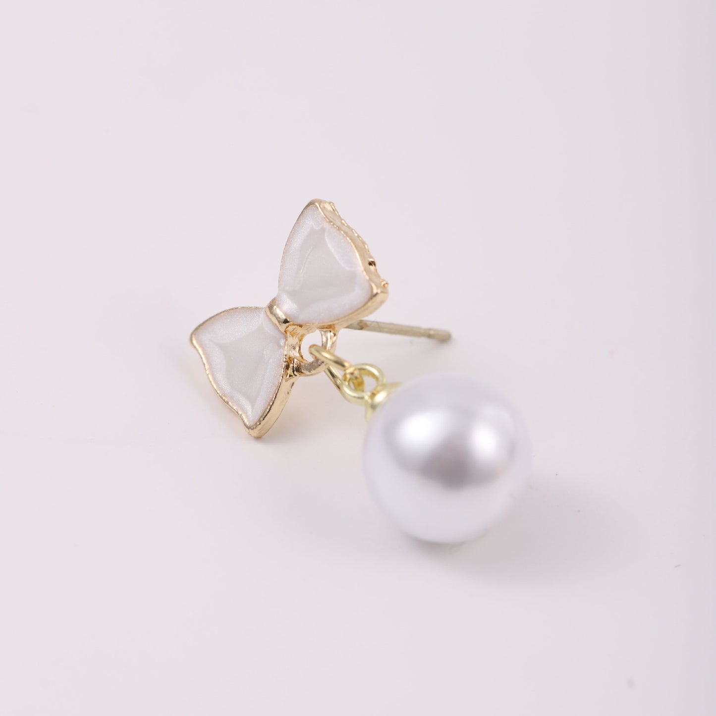 Design Ear Bowknot Elegant Golden Light Earrings