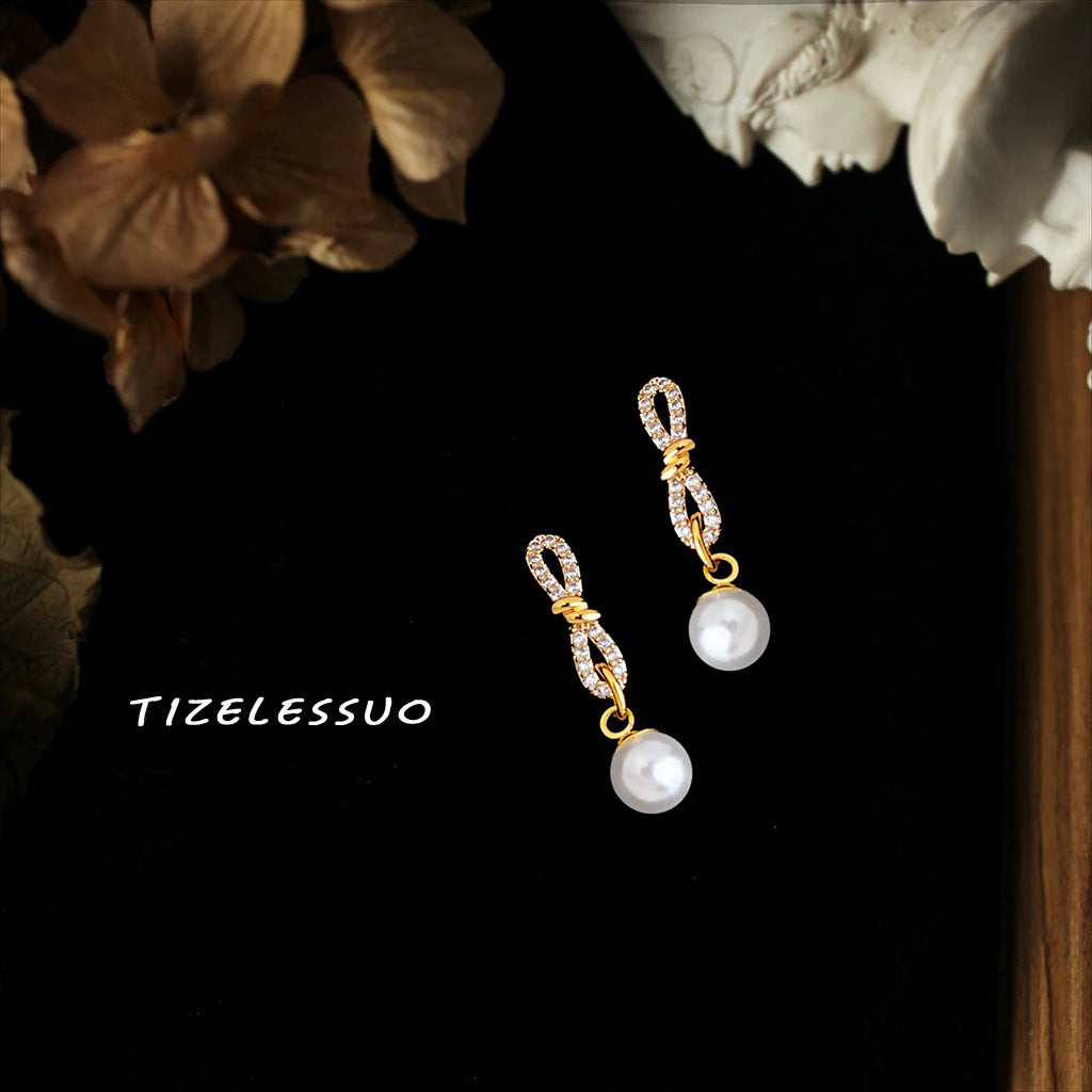 Sense Micro Inlaid Zircon Bends Hitches Geometric Stud Earrings