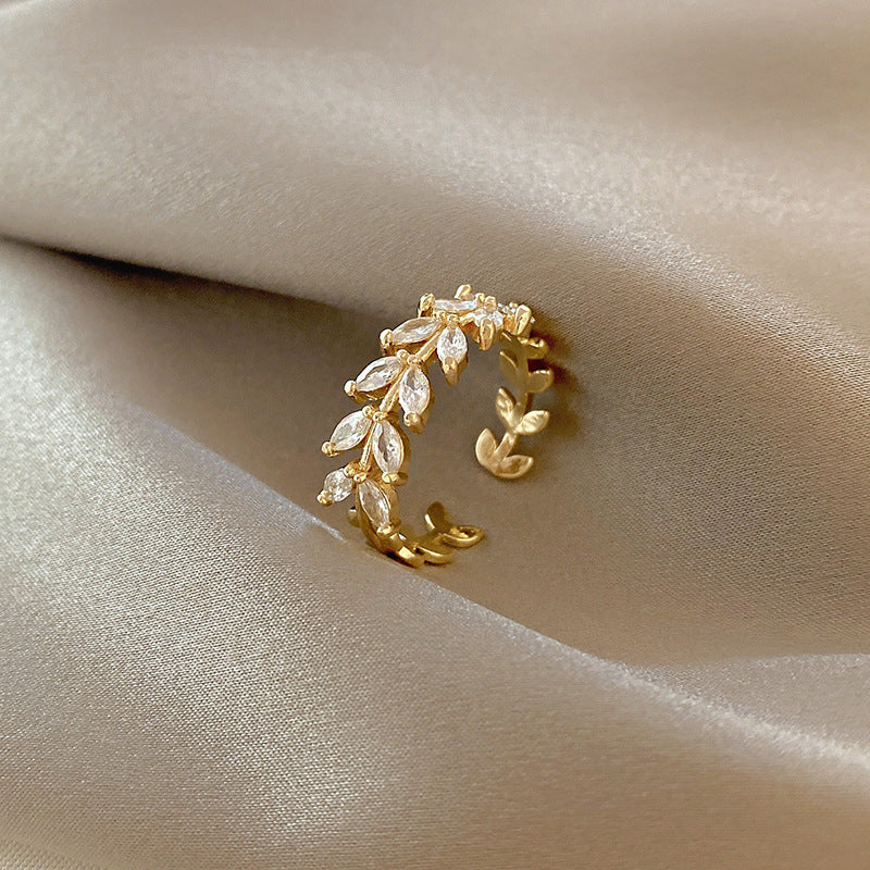 Offer Copper High-grade Crystal Leaves Niche Design Rings