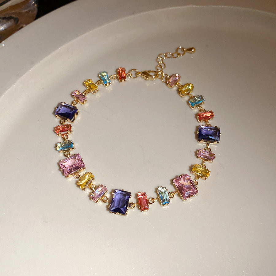 Vintage Zircon Oval Personalized Palace Style Light Luxury High Sense Bracelet