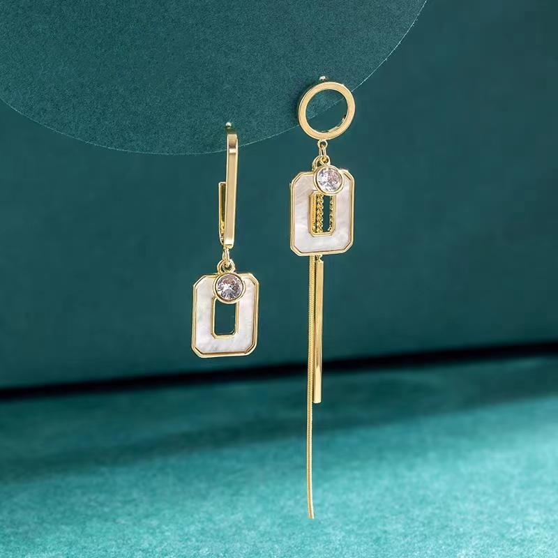 Women's Luxury High-grade Square Tassel Elegant Sweet Earrings