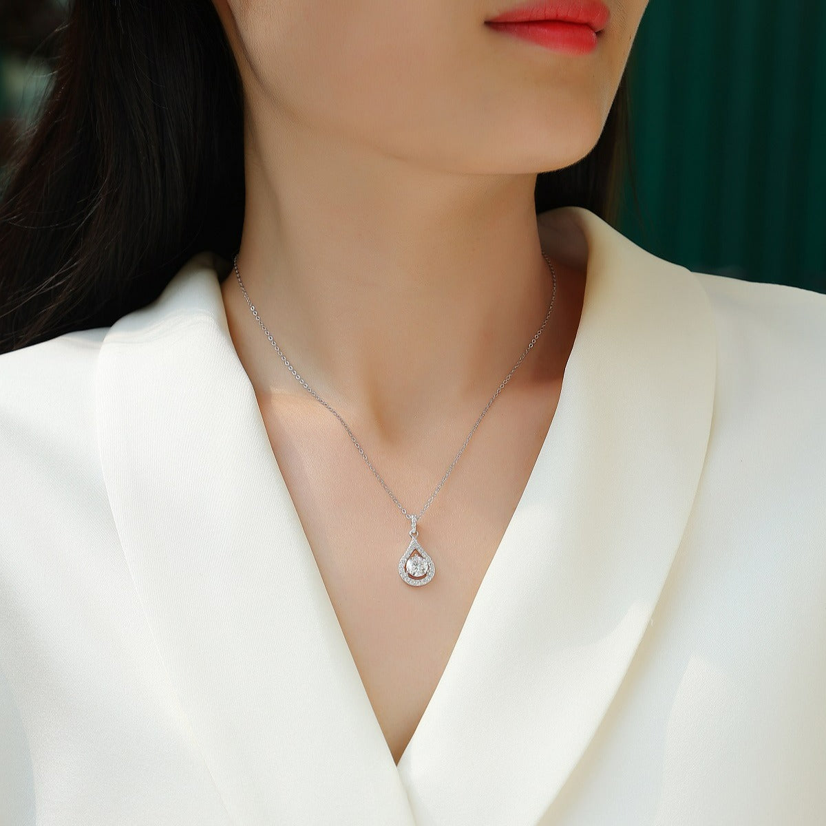 Lady Temperamental Sier Moissanite Clavicle Chain Necklaces