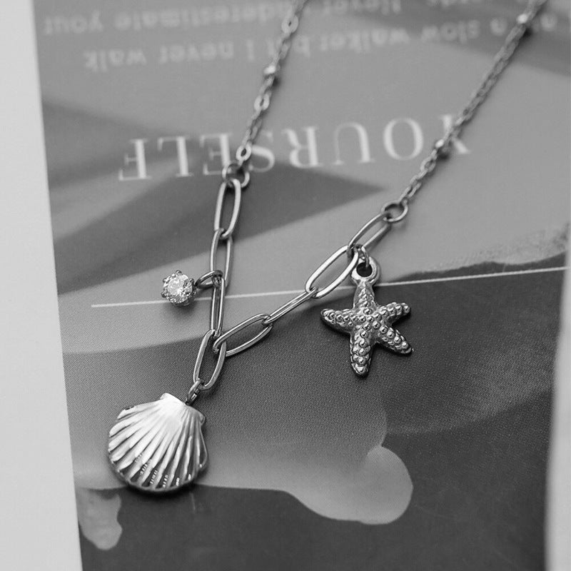 Fashion Simple Love Stainless Steel Ornament Necklaces