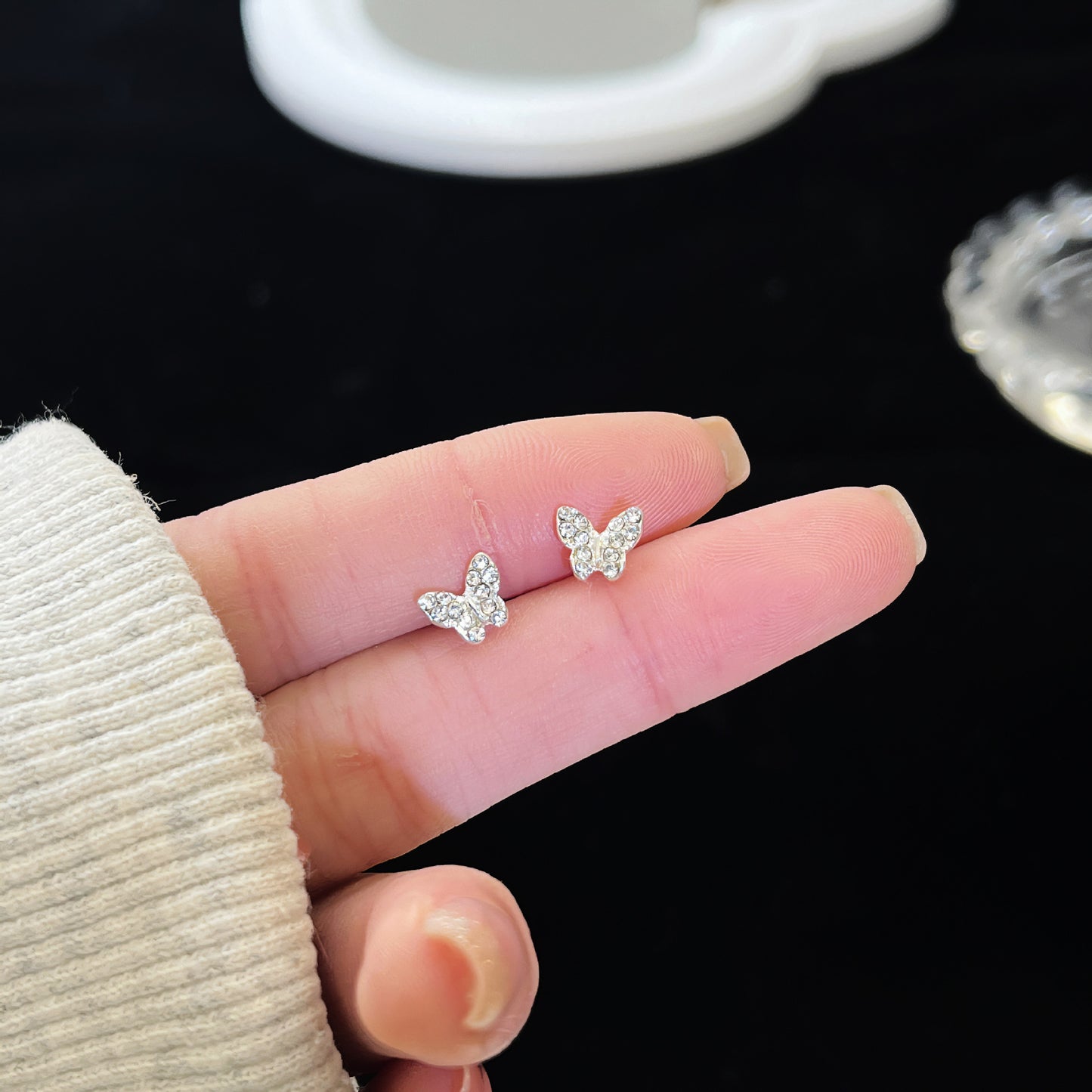 Cool Collection Female Zircon Temperament Live Earrings