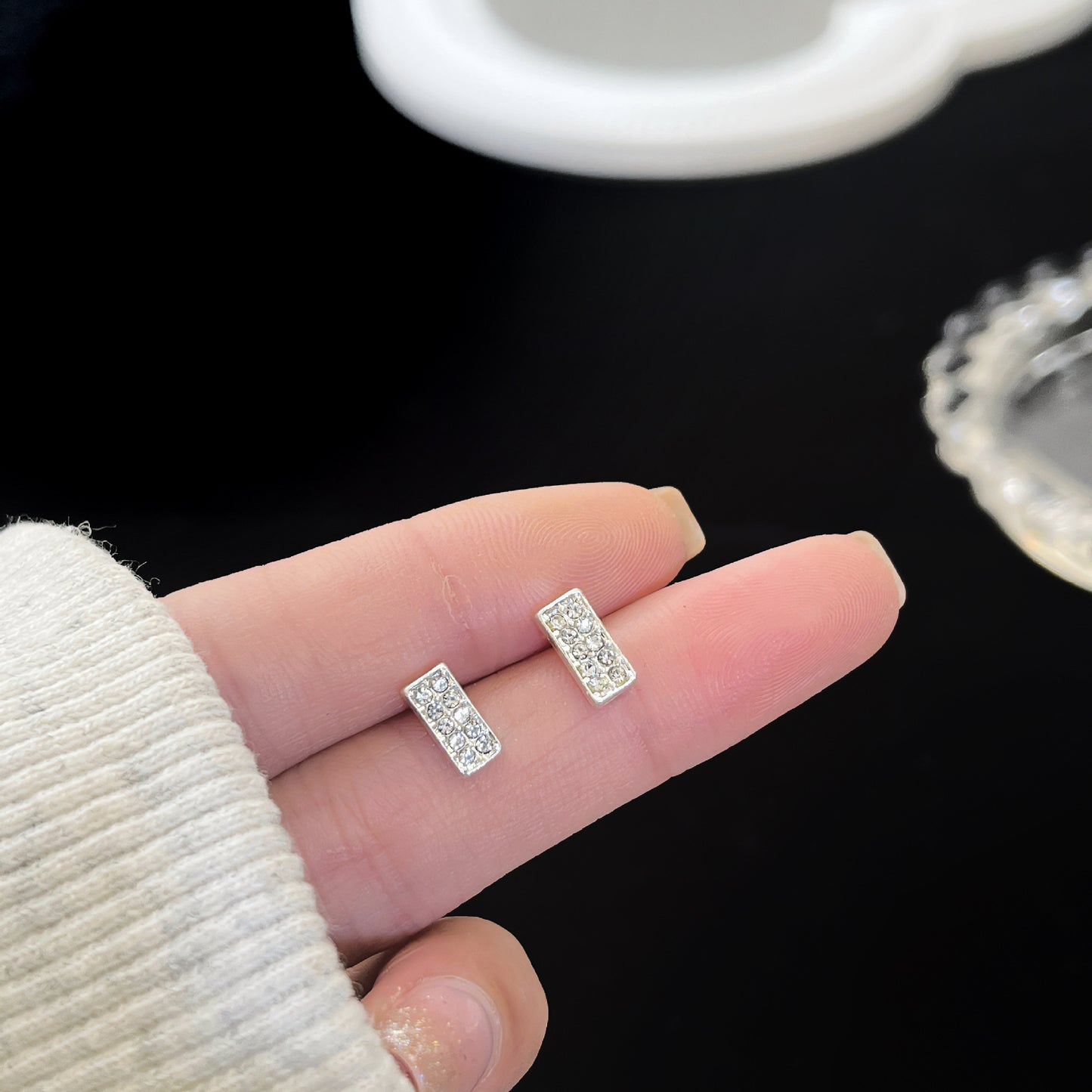 Cool Collection Female Zircon Temperament Live Earrings