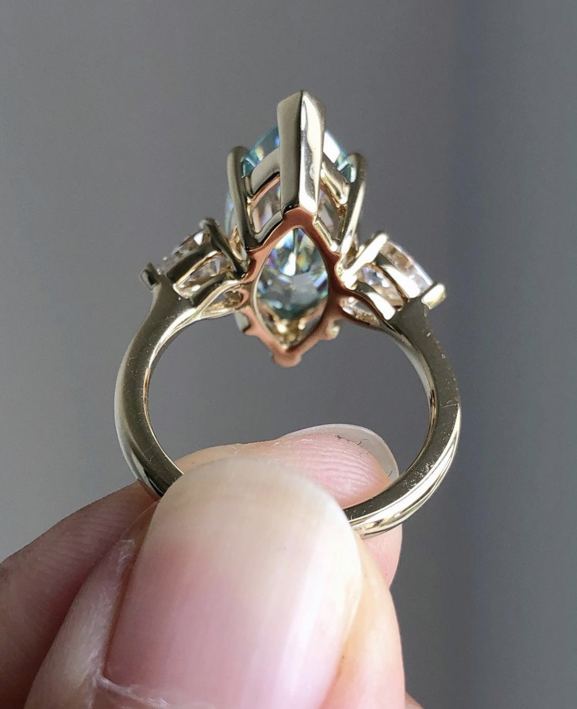 Popular Blue-green Horse Eye Zircon Pear-shaped Fashionable Rings