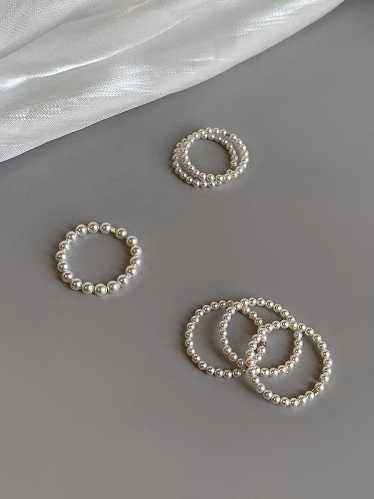 Women's Gentle Very Thin Glass Pearl Gilded Cold Rings