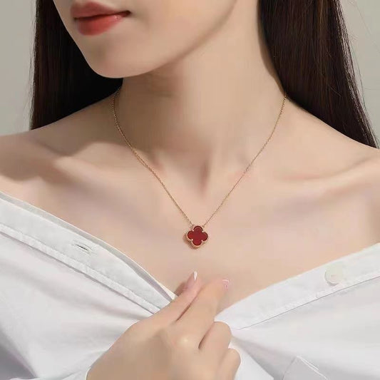 Quality Lucky Four-leaf Clover Female Clavicle Pendants