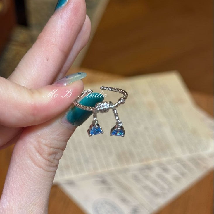 Sea Blue Four-leaf Flower Stacked High-grade Light Ring