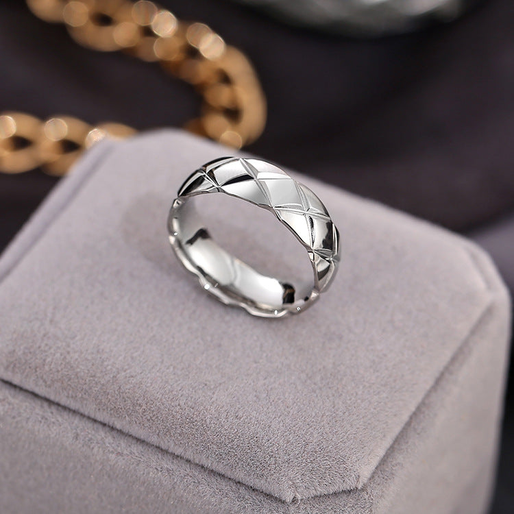 Glossy Diamond Plaid Fashion Couple Titanium Rings