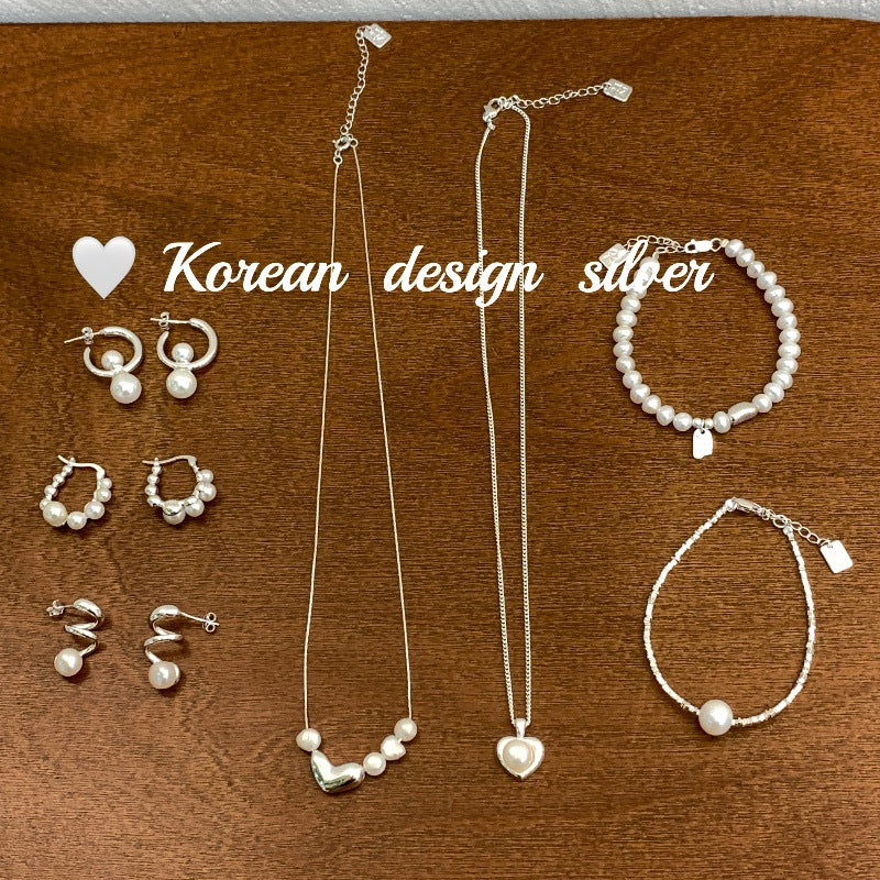 Sier Accessories Loving Heart In Sterling Necklaces