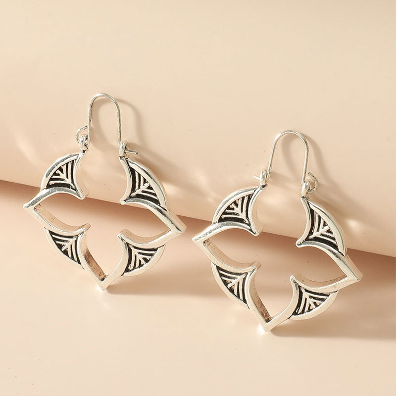 Carved Female Temperament Alloy Geometric Ear Clip Earrings