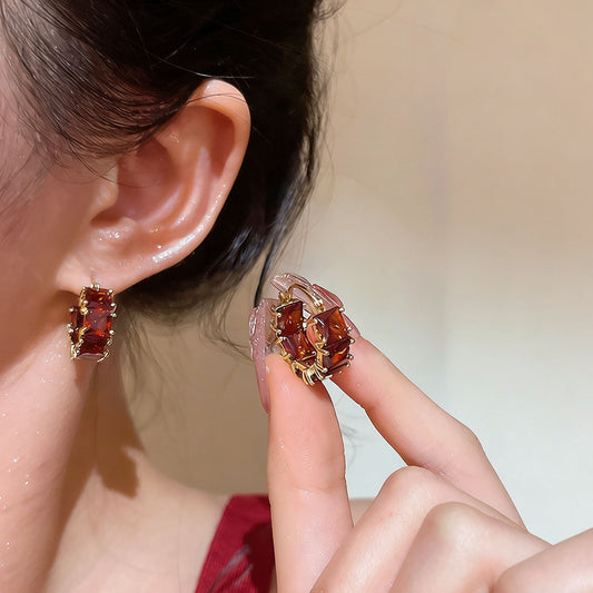 Women's Sense Of Atmosphere Crystal Zircon Eardrops Fashionable Elegant Earrings