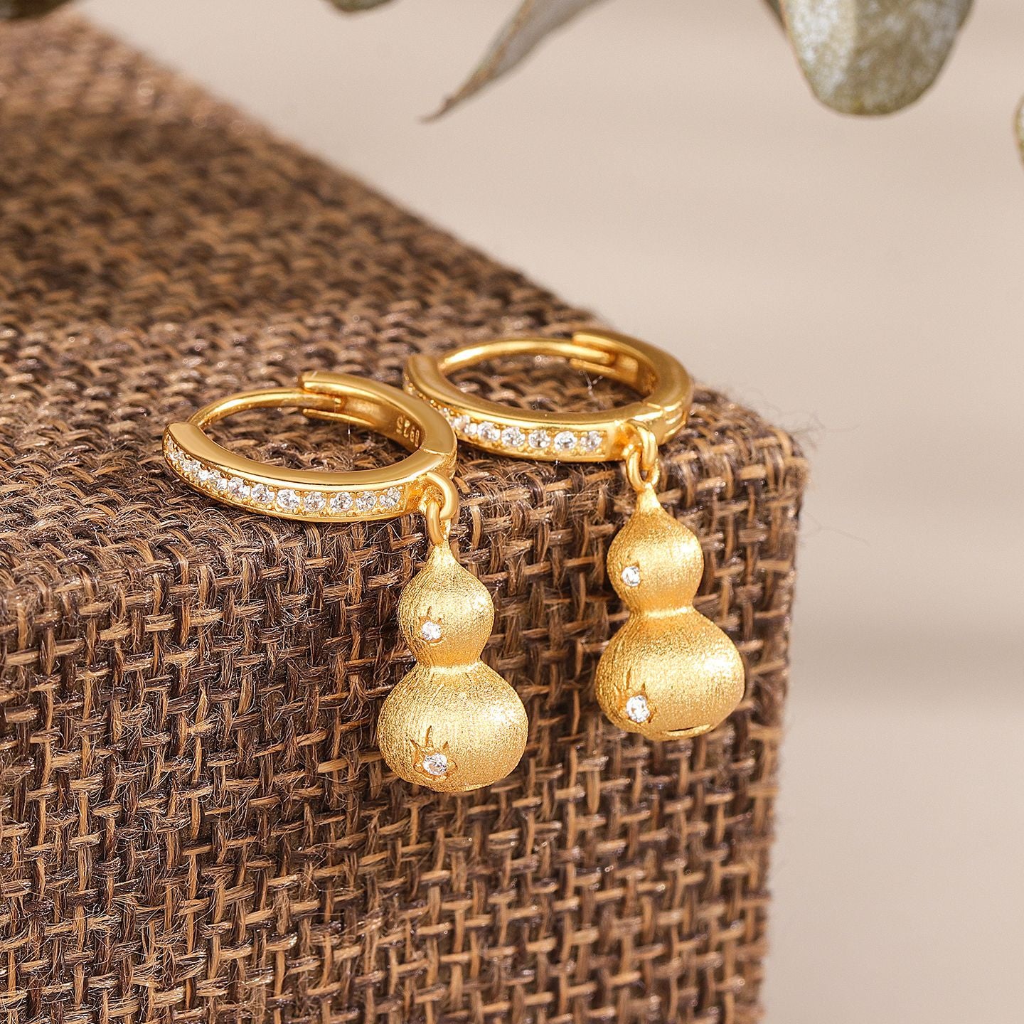 Sier Golden Gourd Chinese Brushed Light Luxury Earrings
