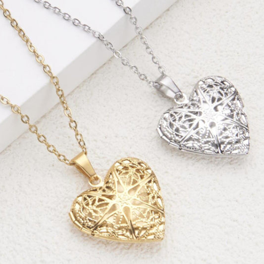 Ornament Stainless Steel Sier Golden Hollow Necklaces