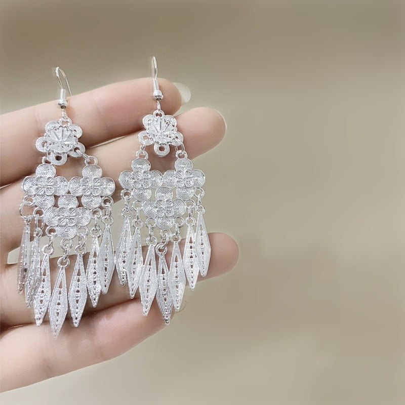 Sun Drum Fresh Flower Bohemian Ethnic Style Earrings