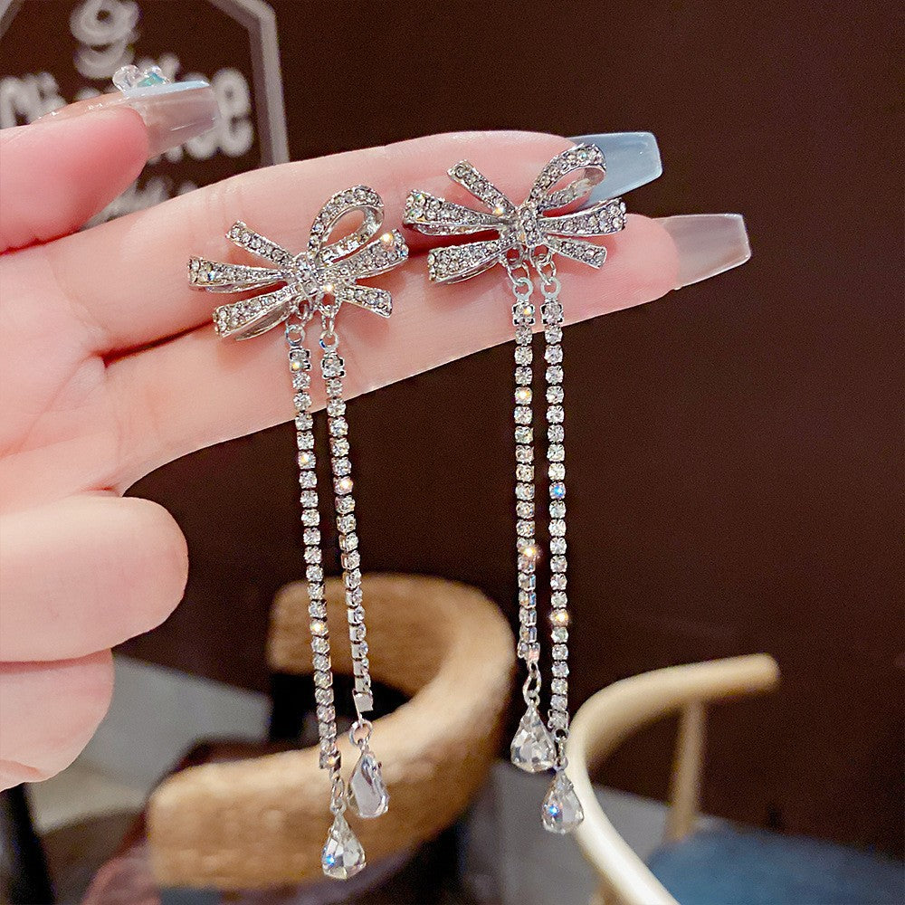 Women's Vintage Tassel Diamond High-grade Ear Minority Earrings