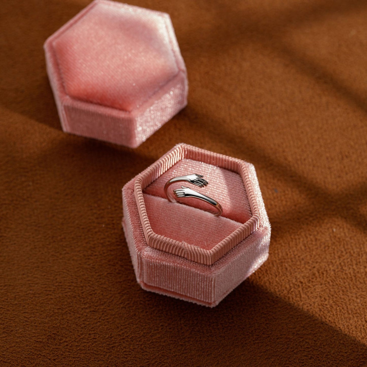 Hands Hug Female Fashion English Letters Rings