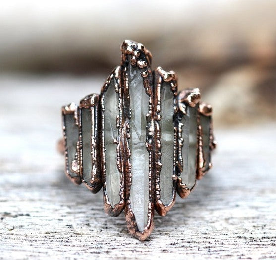 Stylish Irregular Rock Edge Vintage Dripping Ring