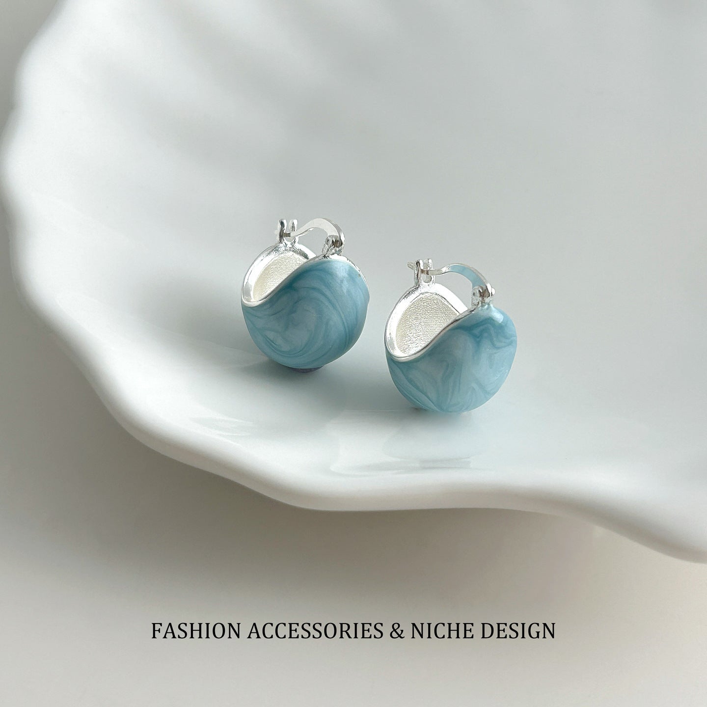 Semicircle Drop Oil Blue Dopamine Ear Clip Earrings