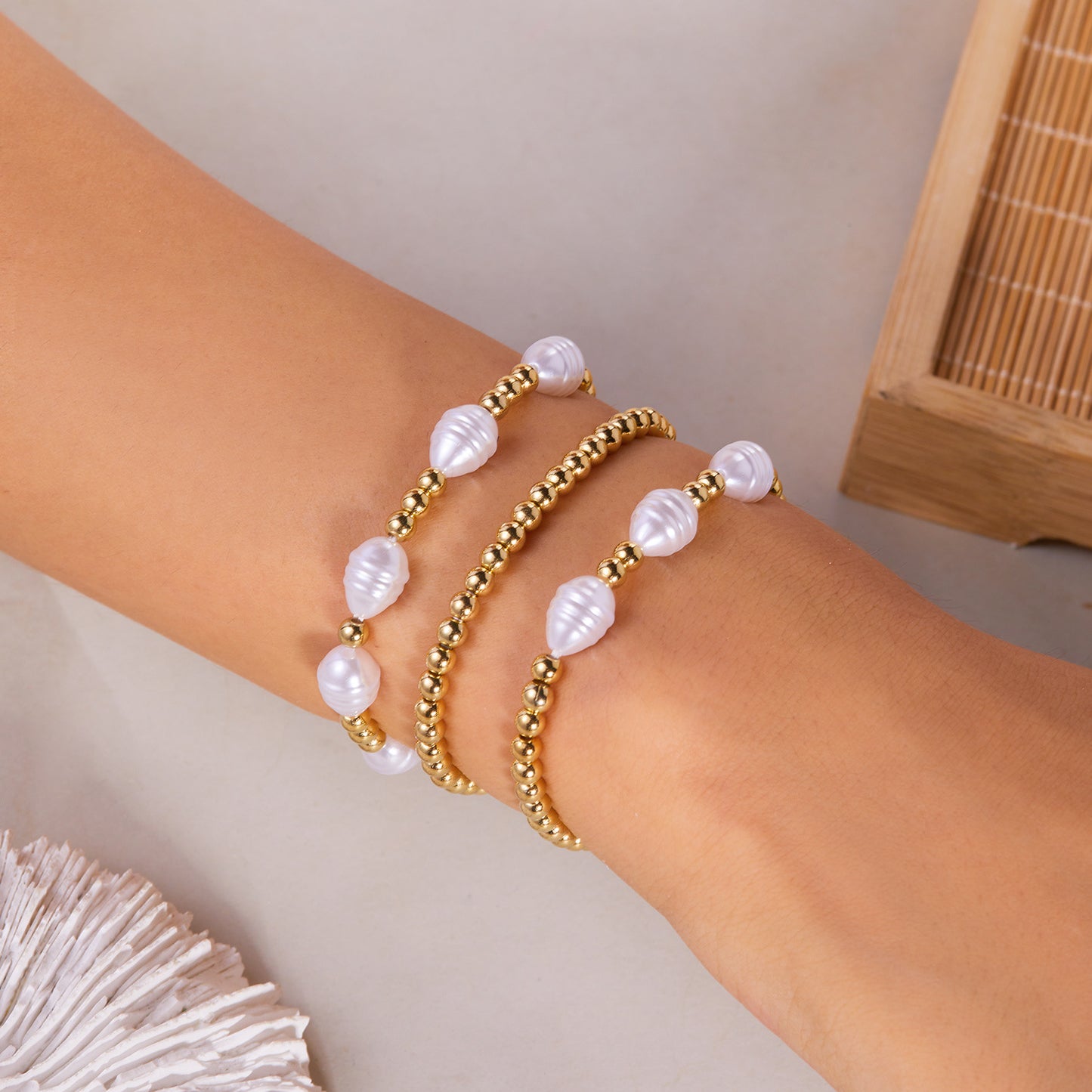 Women's High-grade Creative Imitation Pearl Love Beaded Bracelets