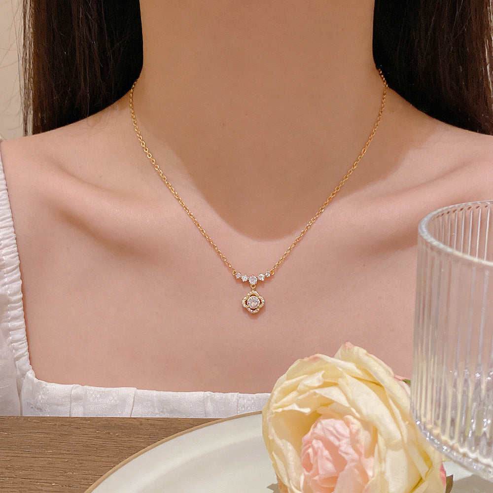 Women's Flash Zircon Artsy Design Exquisite Versatile Necklace