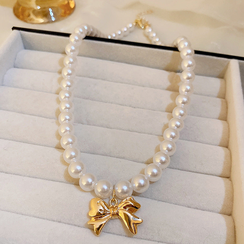 Vintage Pearl Flower Love Affordable Luxury Necklaces