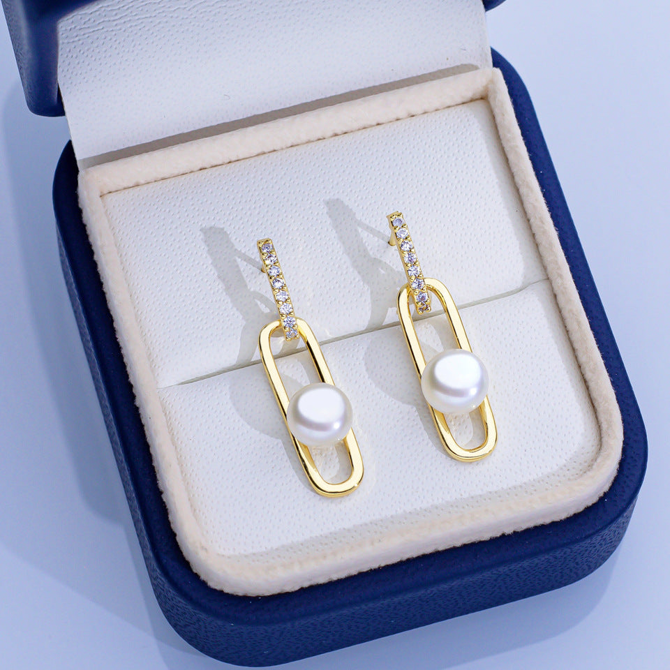 Women's Pearl Ear High-grade Square Simple Temperament Stud Earrings