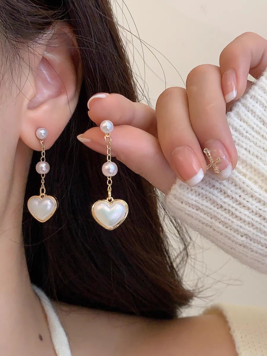 Women's Diamond Butterfly Tassel Romantic Design Style Earrings