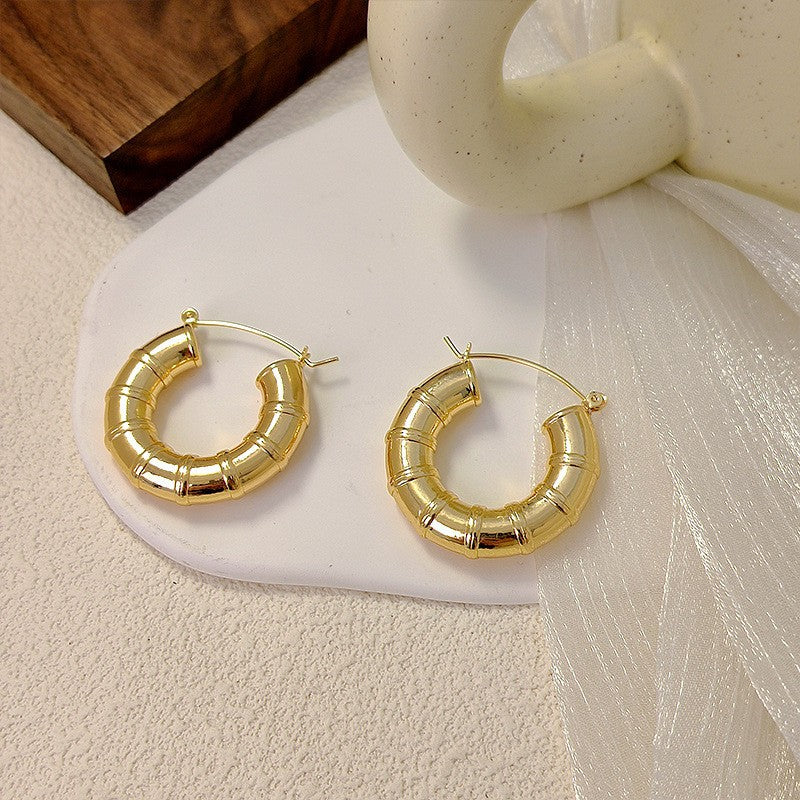 Women's Classic Retro Water Drop High-grade Alloy Earrings