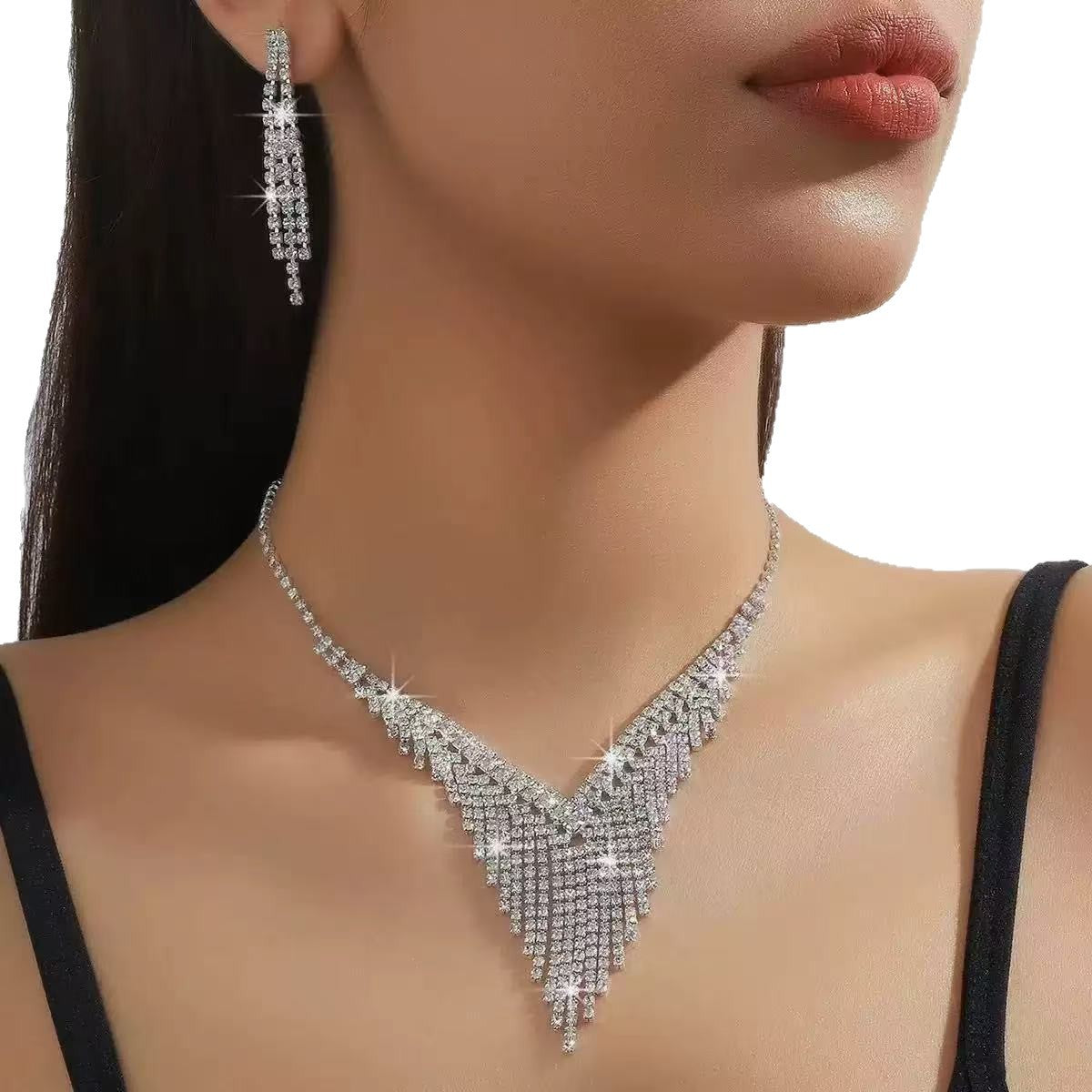 Niche Design Diamond Tassel Neck High Necklaces