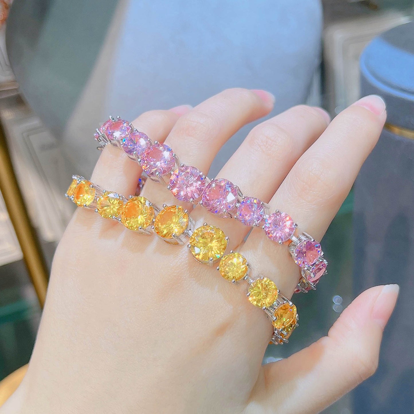 Broadcast Light Luxury Full Diamond Yellow Zircon Female Bracelets