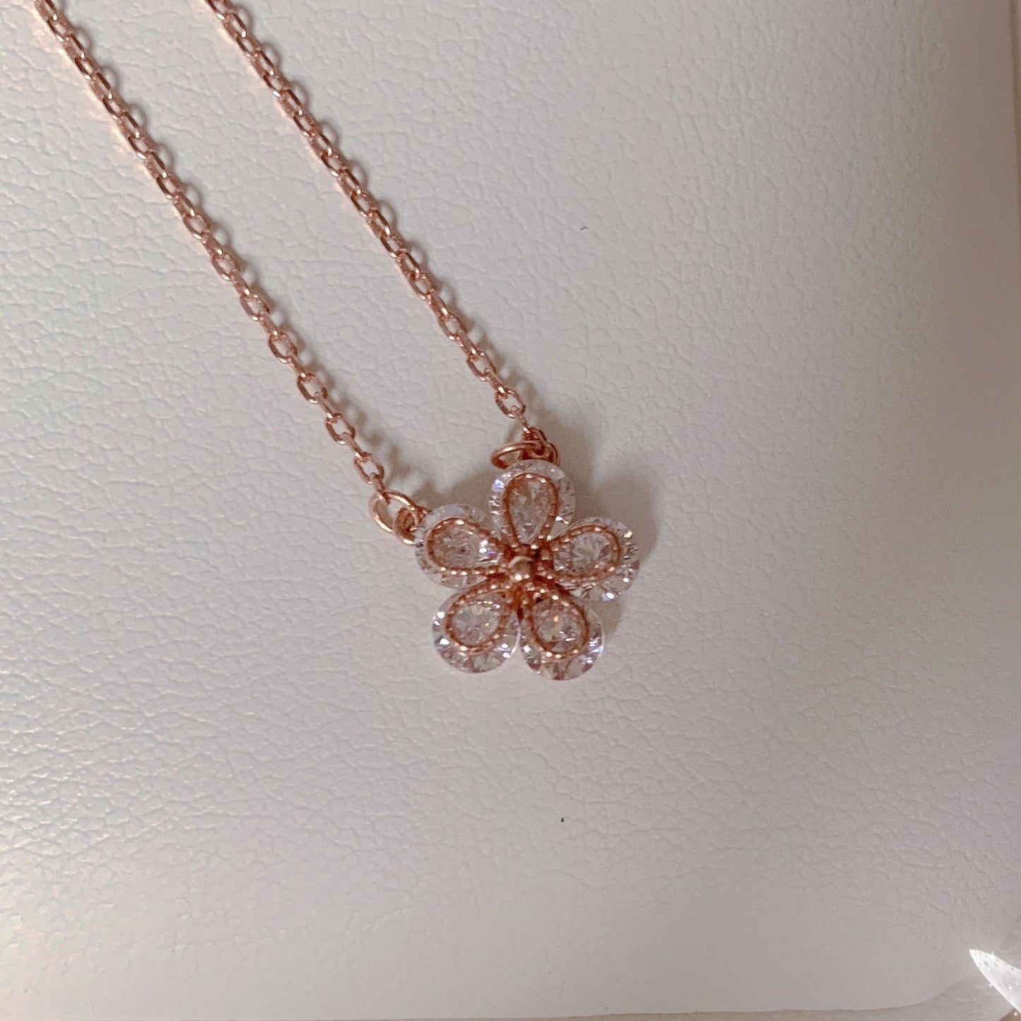 Women's Clavicle Chain Simple Light Luxury Niche Advanced Necklace