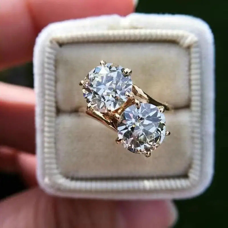 Women's Super Flash Zircon Fashion Proposal Engagement Ring