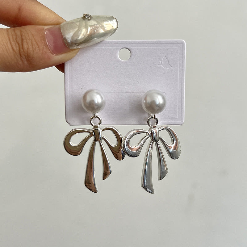 Women's Needle High-grade Pearl Retro Minority Design Earrings